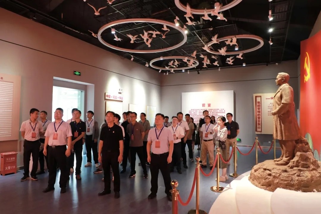 1725863916557820.jpg 1725863916557820.jpg