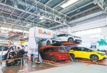 北京南站立體停車樓本月完工 多個(gè)停車機(jī)器人新品扎堆亮相第22屆中國國際城市停車產(chǎn)業(yè)博覽會(huì)