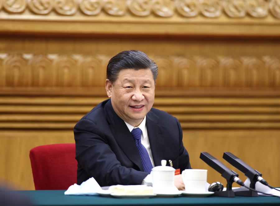 3月5日，習近平總書記參加內蒙古代表團審議。新華社記者 鞠鵬 攝