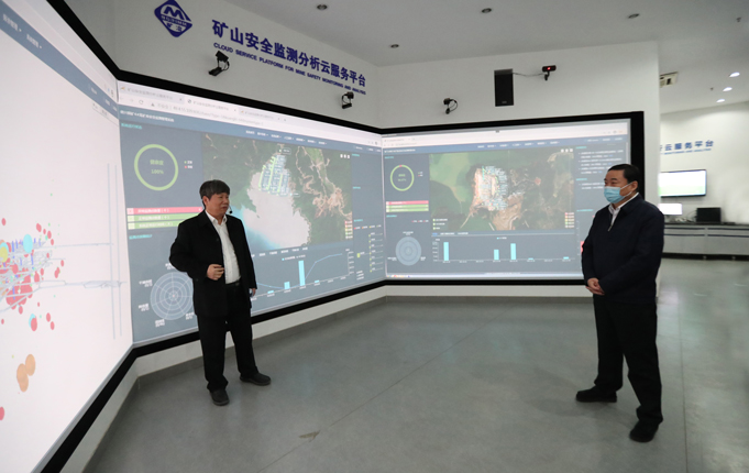 郝鵬到礦冶集團調研強調 聚焦主業(yè)爭當原創(chuàng)技術“策源地” 著力打造世界一流礦冶科技集團