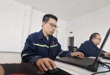 首鋼新聞中心：“無(wú)人工廠”駛?cè)肟燔?chē)道——礦業(yè)公司加速智能礦山建設(shè)