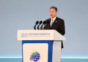 李小鵬在全球可持續(xù)交通高峰論壇全體會議上作主旨講話
