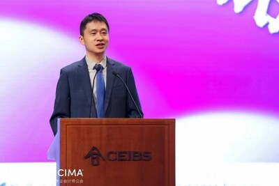 中歐國際工商學(xué)院金融學(xué)教授、運連網(wǎng)金融學(xué)教席教授，F(xiàn)MBA課程主任余方教授致歡迎詞