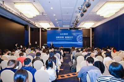 3. 臺達多年來致力通過數(shù)字化建設打造精準人才培養(yǎng)策略，在論壇分享的內(nèi)容受到現(xiàn)場與會嘉賓們的關注。