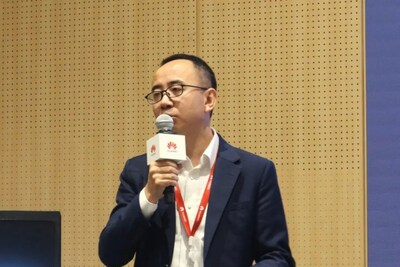 軟通動力咨詢與數(shù)字化創(chuàng)新服務線聯(lián)席總裁、軟通咨詢總經(jīng)理楊念農(nóng)