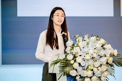 SGS限用物質(zhì)測(cè)試服務(wù)部技術(shù)經(jīng)理?xiàng)顭畈┦楷F(xiàn)場(chǎng)發(fā)表演講