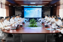 譚旭光與李彥宏座談交流，共話用 AI 激活生產(chǎn)新動(dòng)能