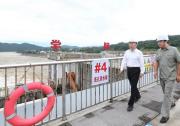 國(guó)家防總副總指揮、水利部部長(zhǎng)李國(guó)英調(diào)研江西防汛工作