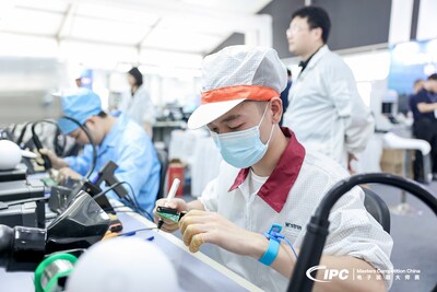2024 IPC中國電子裝聯(lián)大師賽現(xiàn)場：本屆大賽是中國賽區(qū)有史以來規(guī)模最大的一屆，IPC為培養(yǎng)電子制造行業(yè)技能型人才、提升標(biāo)準(zhǔn)化創(chuàng)新發(fā)展服務(wù)作出了積極貢獻。