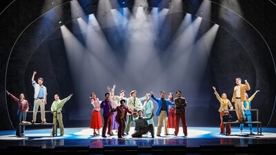 原創(chuàng)音樂(lè)劇《對(duì)鳥(niǎo)》在杭首演