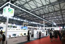 富士膠片登陸P&I 2024，新品億像素中畫幅無反相機震撼亮相