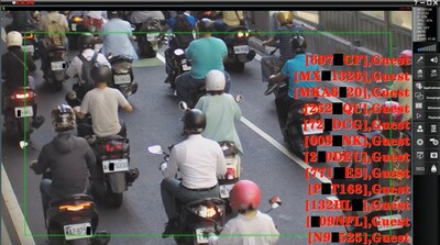 即便多輛車在行駛，該系統(tǒng)依然能夠準確識別
