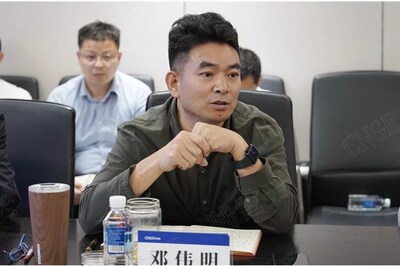 中偉股份董事長 總裁鄧偉明