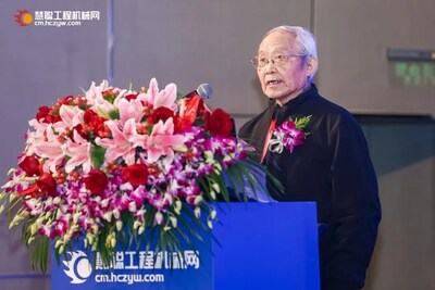 同濟(jì)大學(xué)教授、博士生導(dǎo)師 石來德