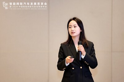 立時集團(tuán)技術(shù)前沿技術(shù)汪燦博士發(fā)表演講