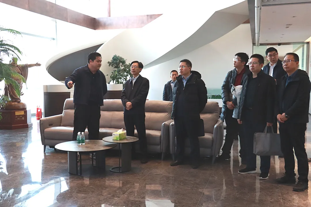 節(jié)水灌溉行業(yè)龍頭企業(yè)動(dòng)態(tài)|農(nóng)業(yè)農(nóng)村部農(nóng)田建設(shè)管理司司長(zhǎng)郭永田一行蒞臨大禹節(jié)水調(diào)研座談  