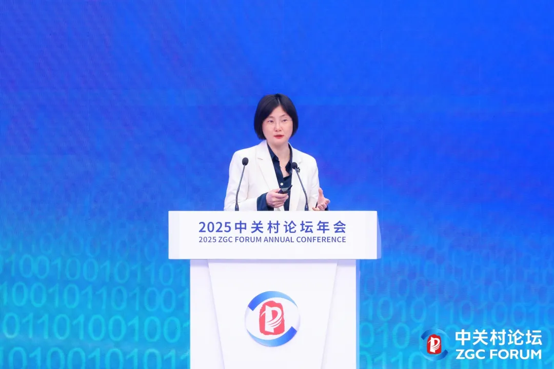 2025中關(guān)村論壇年會(huì) | 智能化平權(quán)浪潮下，芯馳科技解碼國(guó)產(chǎn)車(chē)規(guī)芯片突圍之路