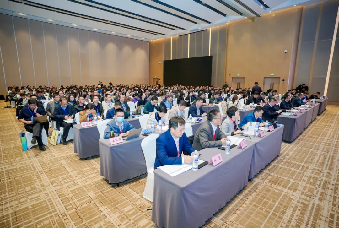 2025年人工智能大模型教育場(chǎng)景應(yīng)用研討會(huì)召開