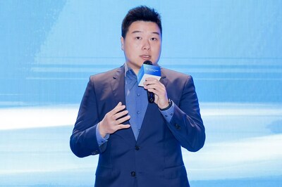 TüV萊茵大中華區(qū)電子電氣產(chǎn)品服務(wù)銷售副總經(jīng)理李博暢致辭