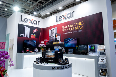 COMPUTEX 2025江波龍展臺(tái)-Lexar產(chǎn)品展示區(qū)