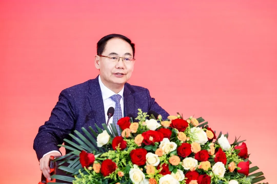  曲道奎：向新時代交出一份屬于我們自己的精彩答卷|當(dāng)選中國機(jī)電一體化技術(shù)應(yīng)用協(xié)會第七屆理事會會長  