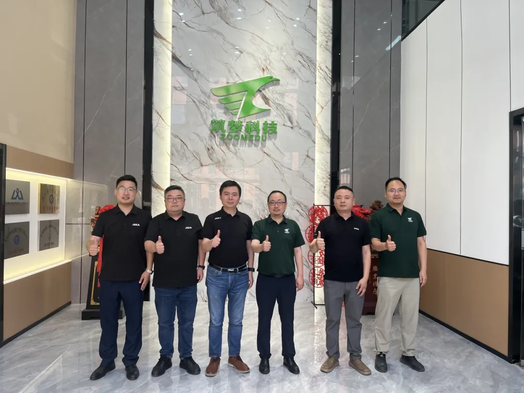 節(jié)卡機(jī)器人與筑夢(mèng)科技達(dá)成戰(zhàn)略合作！共推智能教育生態(tài)建設(shè)