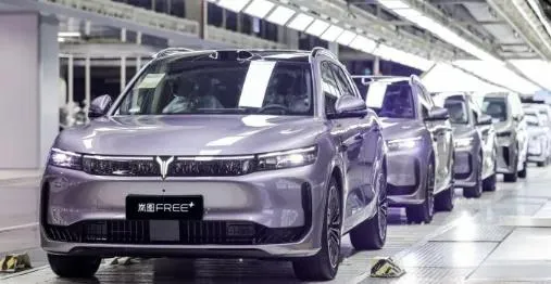 東風(fēng)汽車加速打造具身智能汽車，嵐圖實(shí)現(xiàn)從電控向智能系統(tǒng)躍遷
