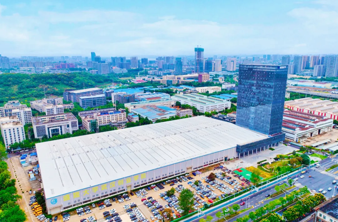 鏈博傳奇 | 盛隆電氣攜新應用場景亮相鏈博會 讓“智”造賦能千行百業(yè)