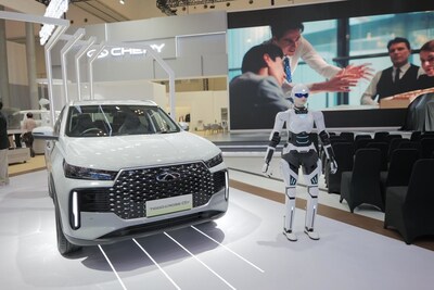 墨甲機(jī)器人語(yǔ)音介紹TIGGO CROSS車型亮點(diǎn)
