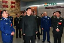 習近平視察國防大學時強調，圍繞實現(xiàn)強軍目標推進軍隊院校改革創(chuàng)新