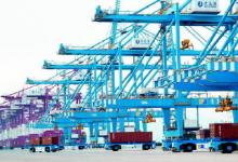 青島港全自動化碼頭投入商業(yè)運營