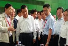 劉云山等中央領(lǐng)導(dǎo)參觀全國科普日自動(dòng)化所展項(xiàng)