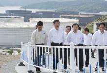 習(xí)近平到浙江舟山考察調(diào)研，考察了石油儲備基地